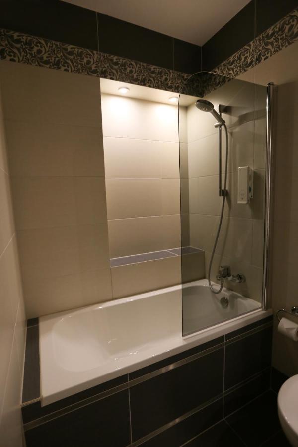 Hotel Fryderyk Nysa Luaran gambar